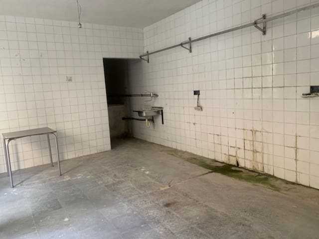 Kommersiell till salu i Barruelo de Santullán - 12 600 € (Ref: 6411416)