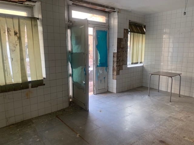 Kommersiell till salu i Barruelo de Santullán - 12 600 € (Ref: 6411416)