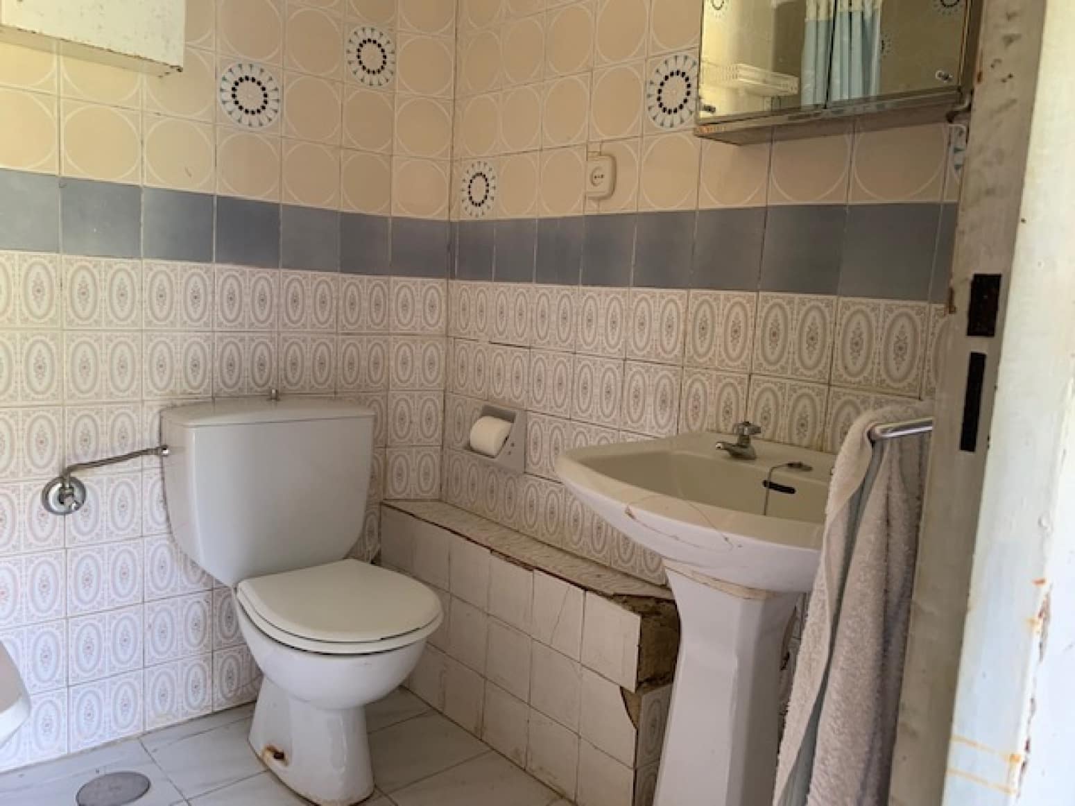 5 soveværelse Villa til salg i La Pernia - € 45.000 (Ref: 6437994)