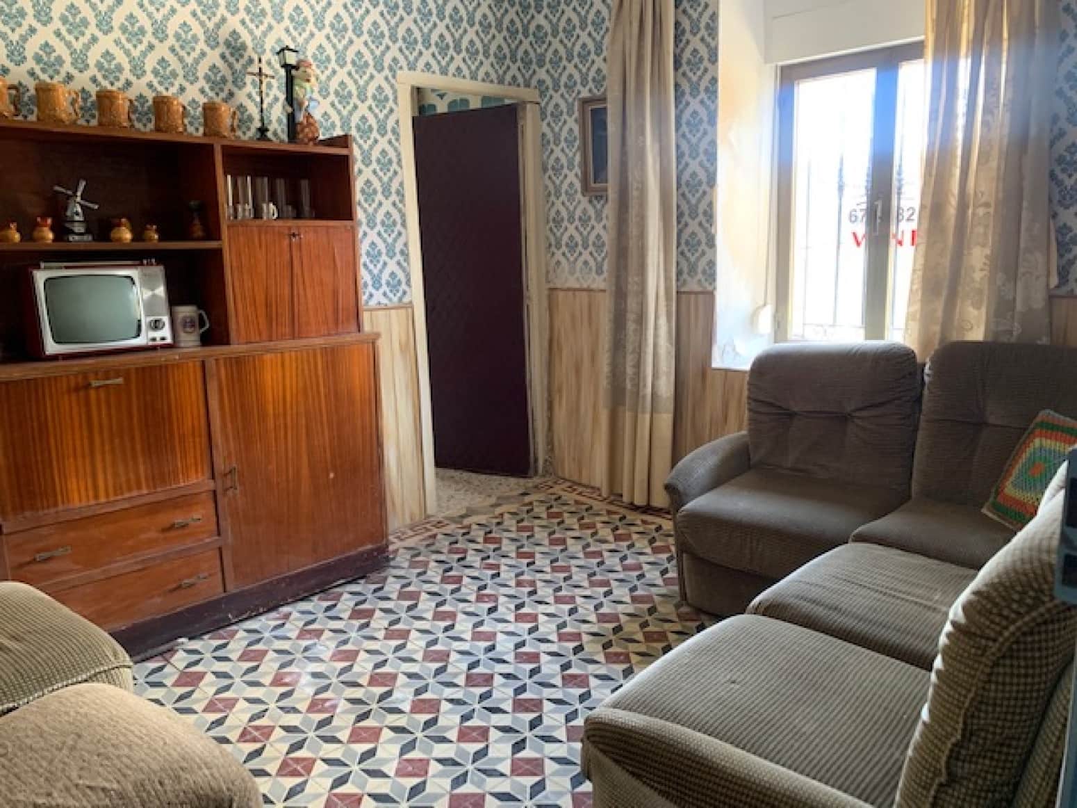 5 soveværelse Villa til salg i La Pernia - € 45.000 (Ref: 6437994)