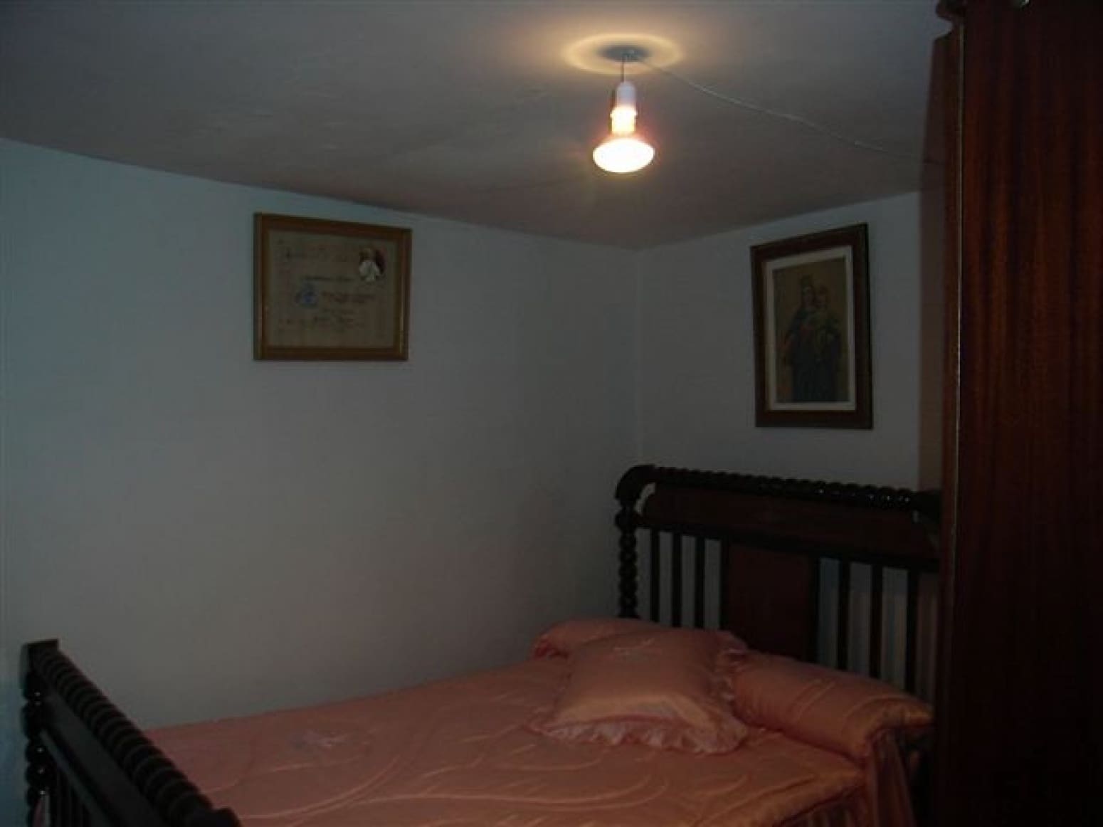 5 bedroom Villa for sale in Cervera de Pisuerga - € 72,000 (Ref: 6701427)