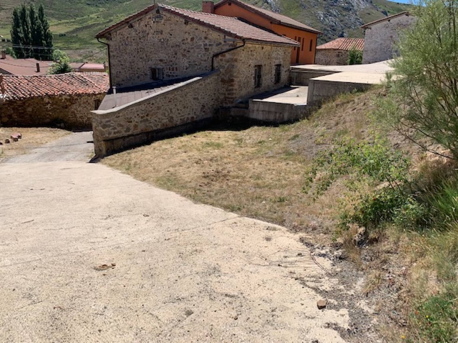 Willa na sprzedaż w La Pernia - 65 000 € (Ref: 6998889)