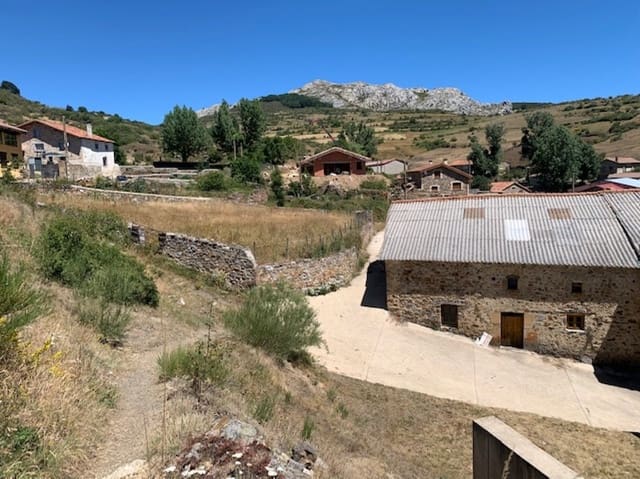 Villa til salg i La Pernía - € 65.000 (Ref: 6998889)