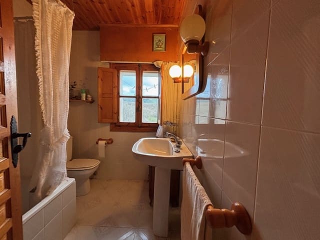 2 soveværelse Villa til salg i Alfoz de Bricia med garage - € 45.000 (Ref: 7023542)