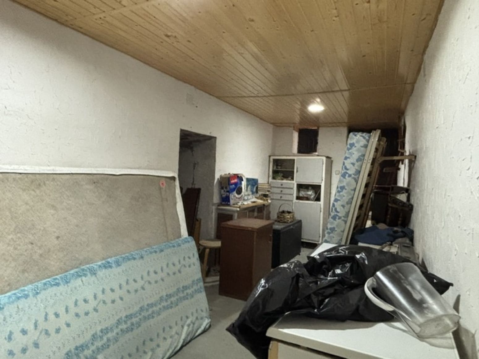 4 bedroom Villa for sale in Barruelo de Santullan - € 51,000 (Ref: 7034288)