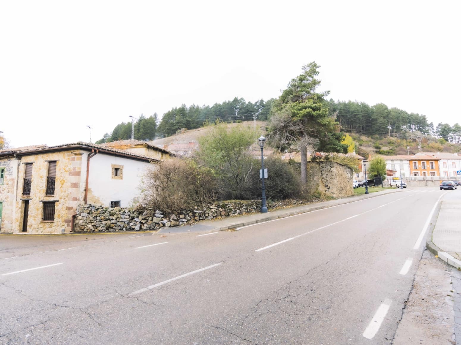 Villa til salg i Cervera de Pisuerga - € 60.000 (Ref: 7042503)