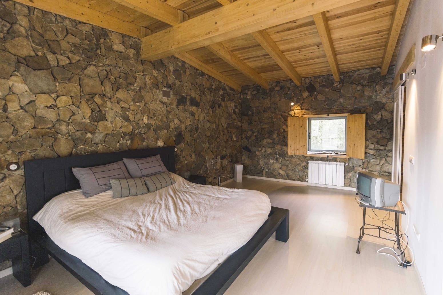 4 soveværelse Villa til salg i Aguilar de Campoo med garage - € 210.000 (Ref: 7206056)