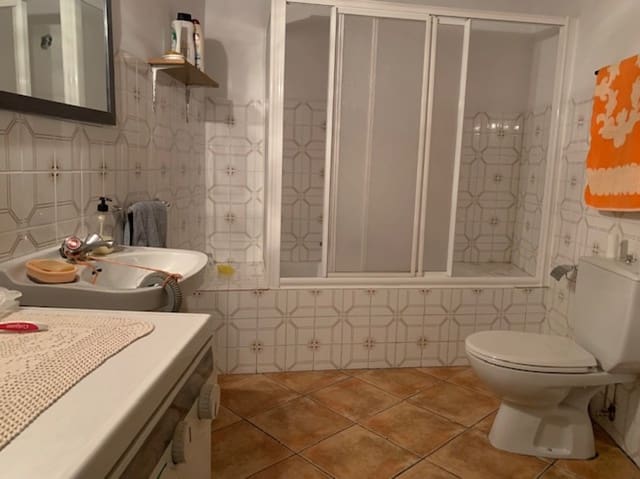 7 soveværelse Villa til salg i Prádanos de Ojeda med garage - € 160.000 (Ref: 7344515)