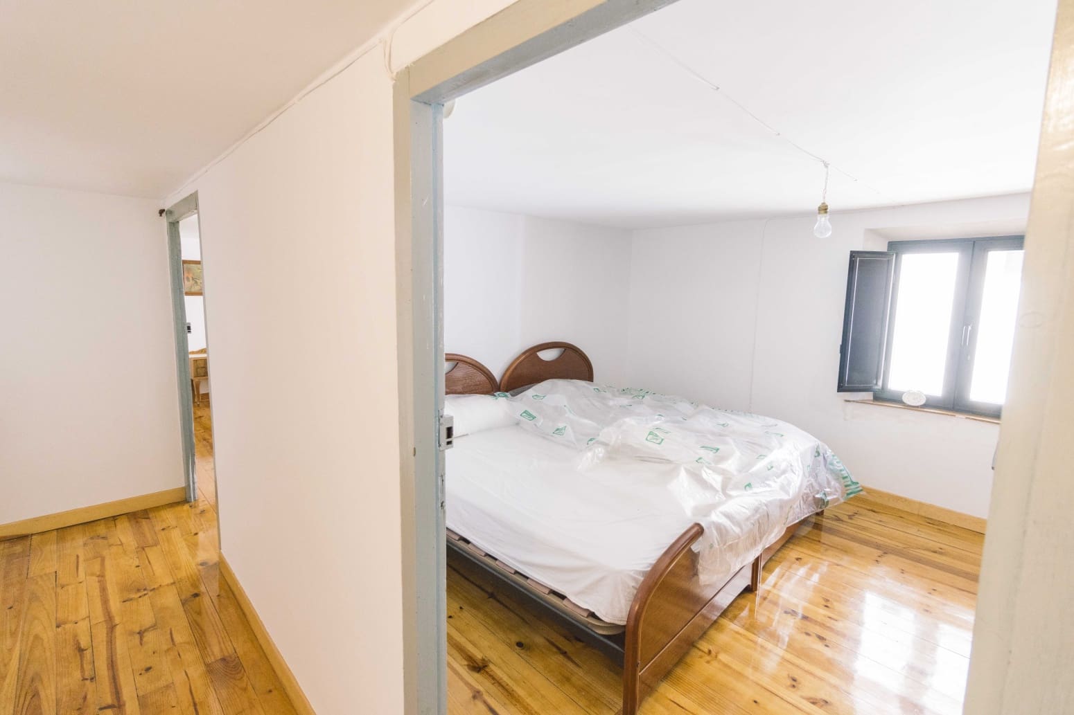 7 soveværelse Villa til salg i Pradanos de Ojeda med garage - € 160.000 (Ref: 7344515)