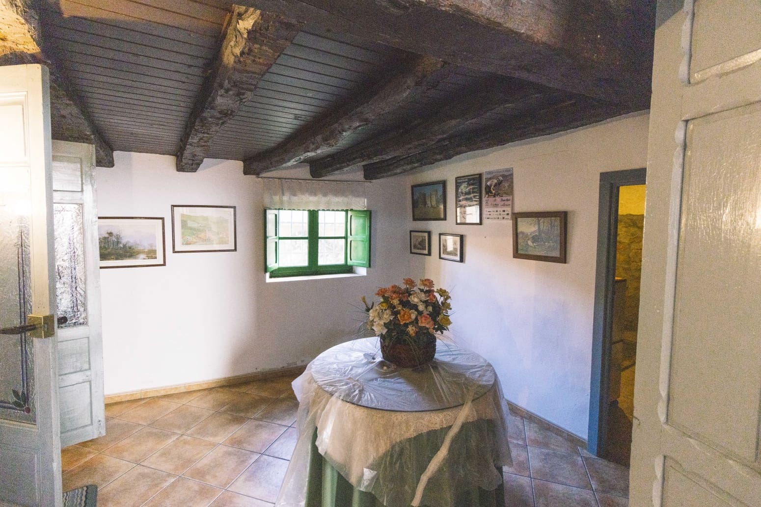 7 soveværelse Villa til salg i Pradanos de Ojeda med garage - € 160.000 (Ref: 7344515)