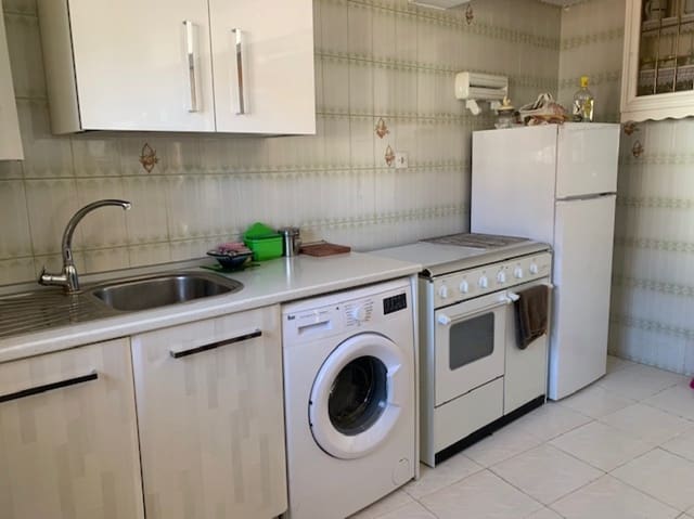 4 makuuhuone Huvila myytävänä paikassa Prádanos de Ojeda mukana 
autotalli - 96 000 € (Ref: 7431812)