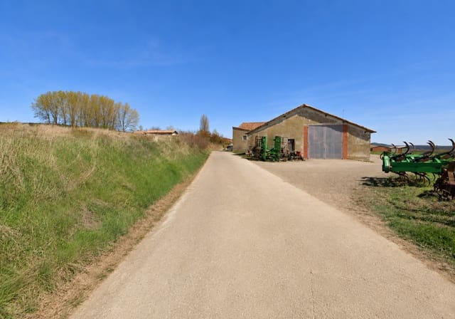 Terrain à Bâtir à vendre à Prádanos de Ojeda - 35 000 € (Ref: 7442588)
