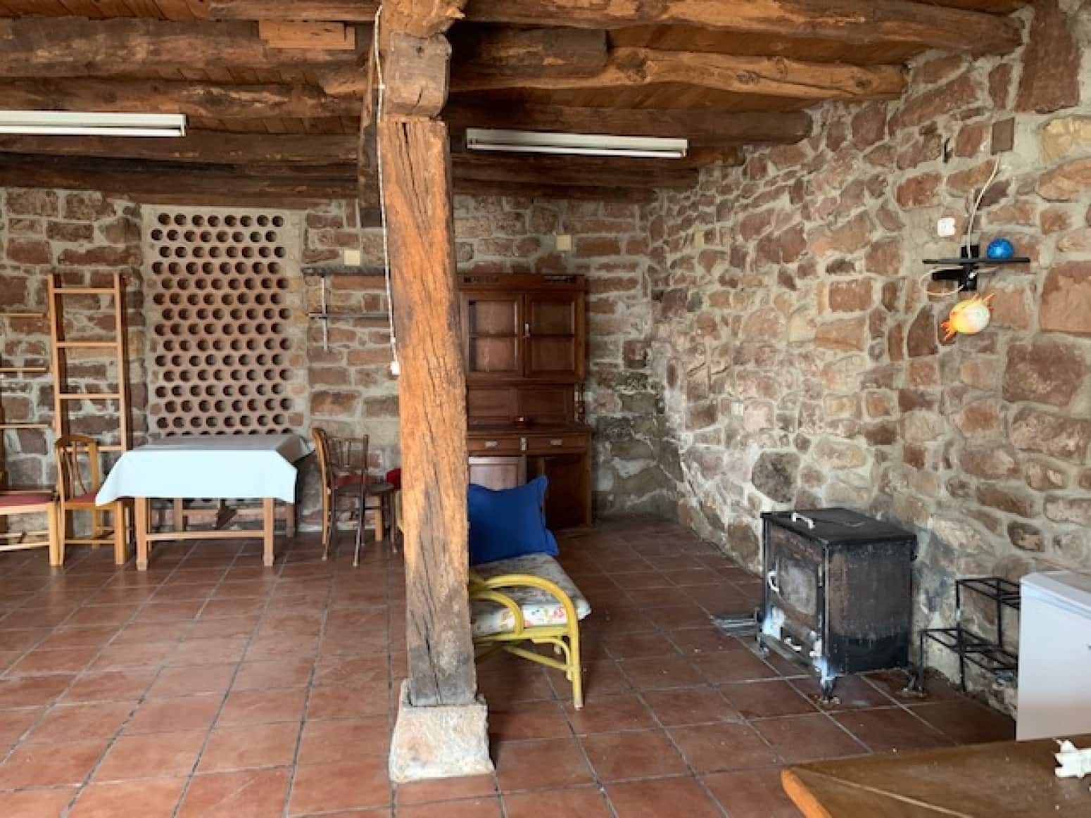 2 soveværelse Villa til salg i Valderredible med garage - € 79.000 (Ref: 7532265)