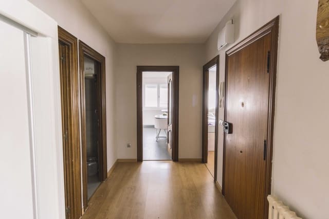 3 slaapkamer Flat te koop in Aguilar de Campoo - € 155.000 (Ref: 7577159)