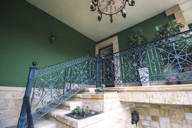 4 soveværelse Villa til salg i Aguilar de Campoo med garage - € 460.000 (Ref: 7685803)