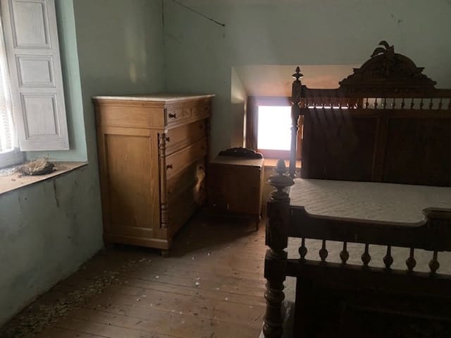 Villa til salgs i Barruelo de Santullán - € 22 000 (Ref: 7696362)