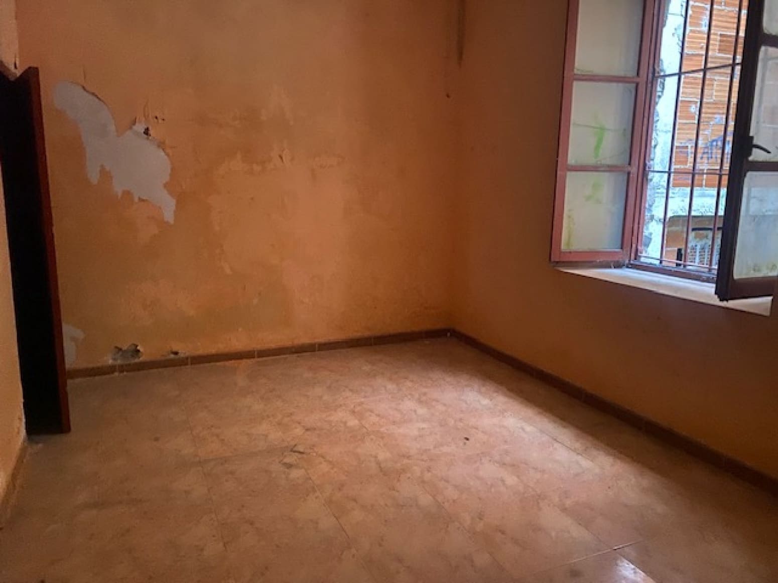 Villa til salgs i Barruelo de Santullan - € 22 000 (Ref: 7696362)