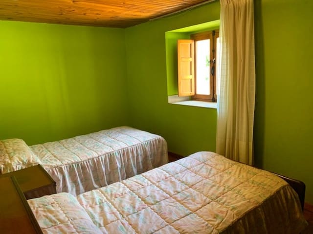 5 chambre Villa/Maison à vendre à Valderredible - 70 000 € (Ref: 7730673)