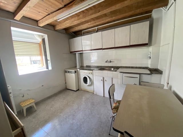 4 sovrum Villa till salu i Barruelo de Santullán med garage - 84 000 € (Ref: 7765245)