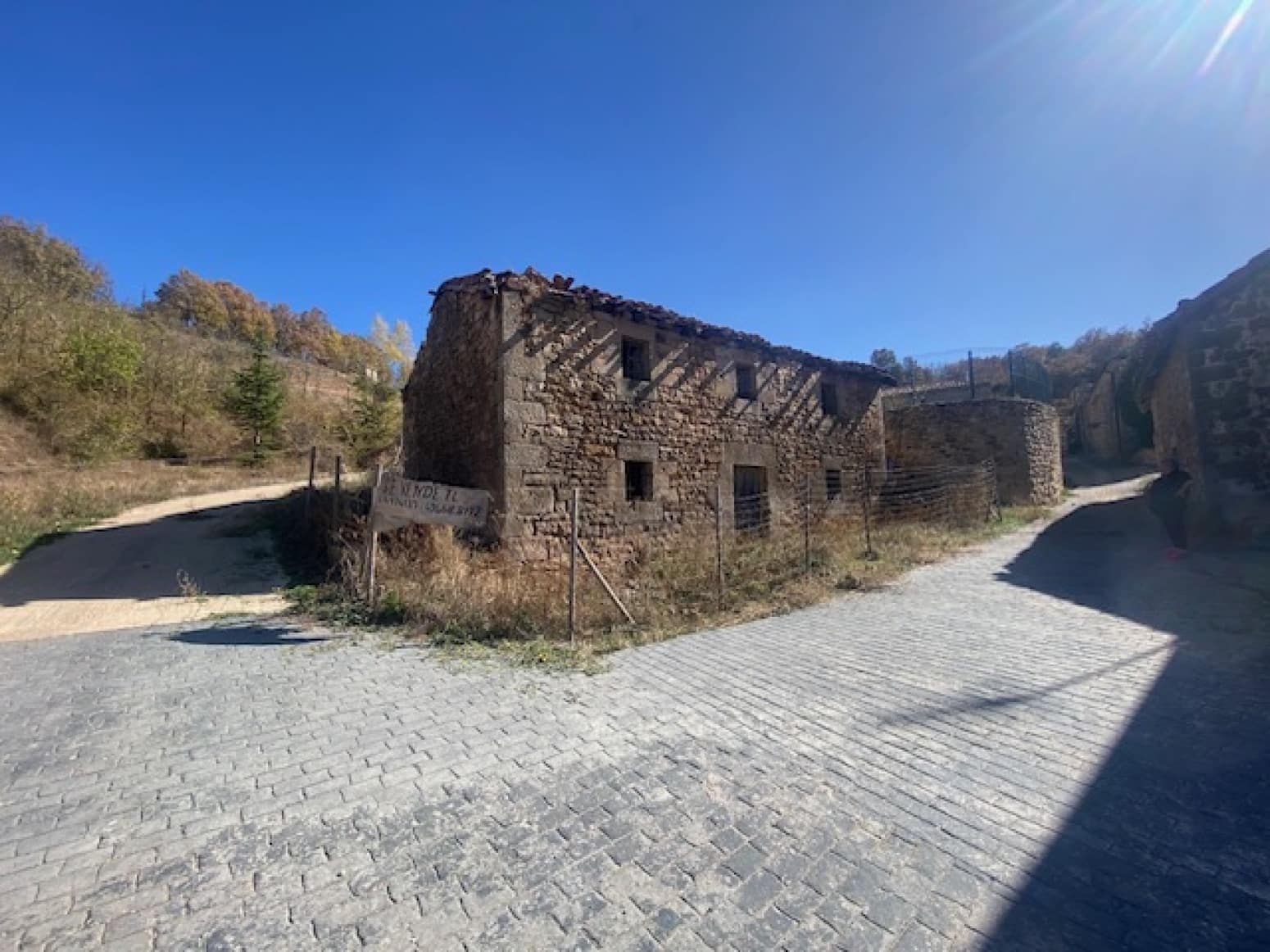 Villa for sale in Aguilar de Campoo - € 25,000 (Ref: 7856871)