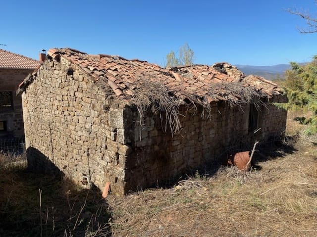 Villa til salg i Aguilar de Campoo - € 25.000 (Ref: 7856871)