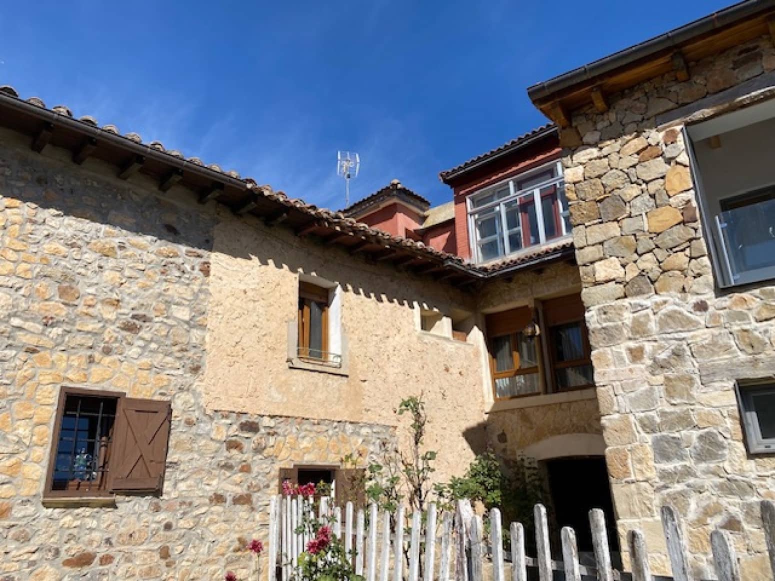 3 soveværelse Villa til salg i Aguilar de Campoo med garage - € 70.000 (Ref: 7865336)