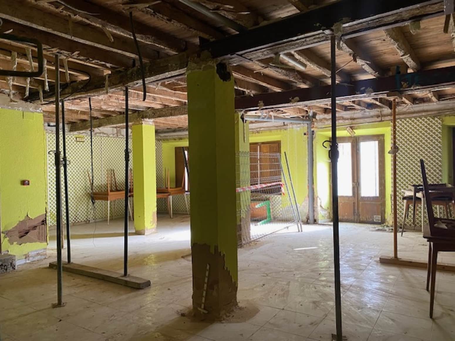 Gewerbe zu verkaufen in Cervera de Pisuerga - 99.000 € (Ref: 7989643)