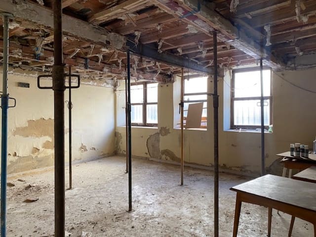 Kaupallinen myytävänä paikassa Cervera de Pisuerga - 99 000 € (Ref: 7989643)