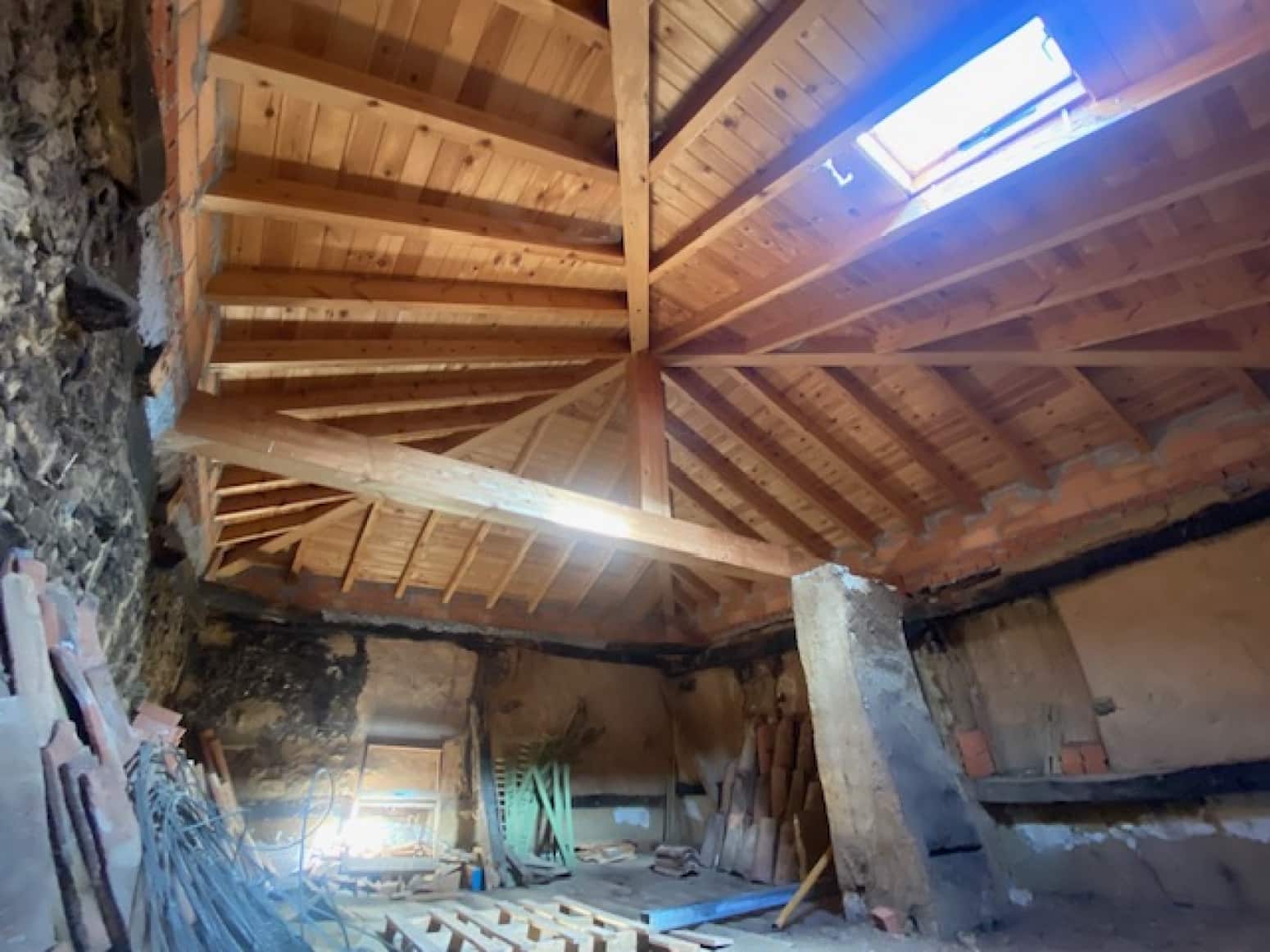 Villa til salg i Valderredible - € 45.000 (Ref: 8147204)