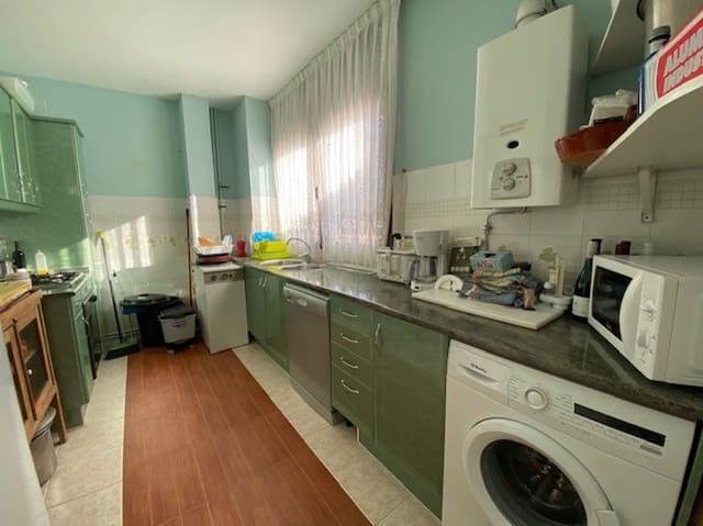 Chalet de 5 habitaciones en Brañosera en venta con garaje - 220.000 € (Ref: 8176607)