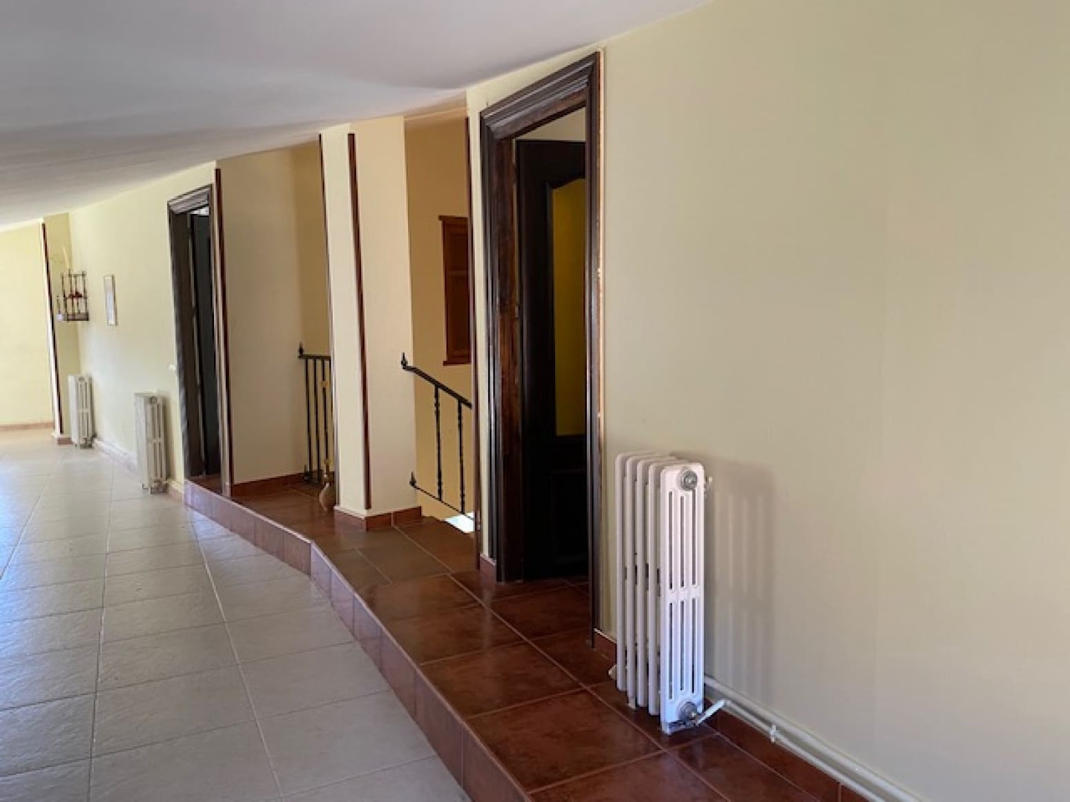 5 bedroom Villa for sale in Branosera with garage - € 220,000 (Ref: 8176607)