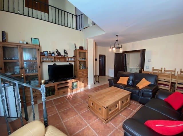 Chalet de 5 habitaciones en Brañosera en venta con garaje - 220.000 € (Ref: 8176607)