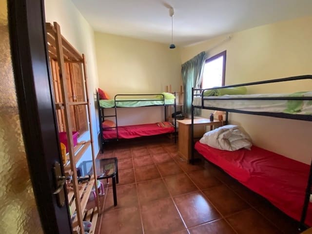 Chalet de 5 habitaciones en Brañosera en venta con garaje - 220.000 € (Ref: 8176607)