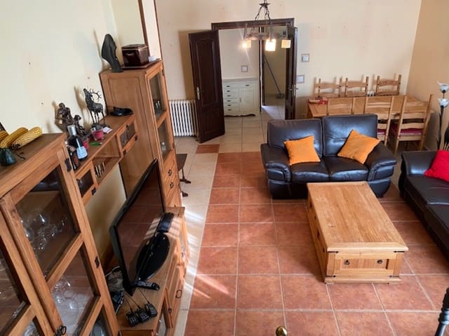 Chalet de 5 habitaciones en Brañosera en venta con garaje - 220.000 € (Ref: 8176607)