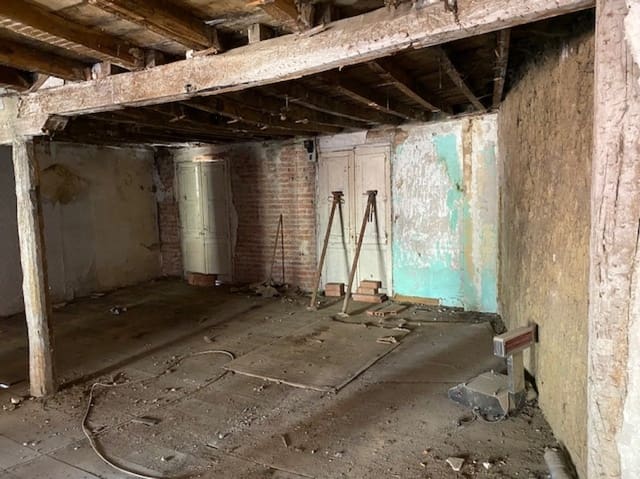 Flat for sale in Cervera de Pisuerga - € 69,000 (Ref: 8349377)