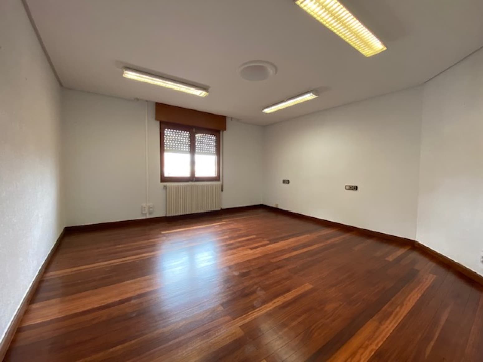 7 soveværelse Villa til salg i Aguilar de Campoo med garage - € 495.000 (Ref: 8417514)