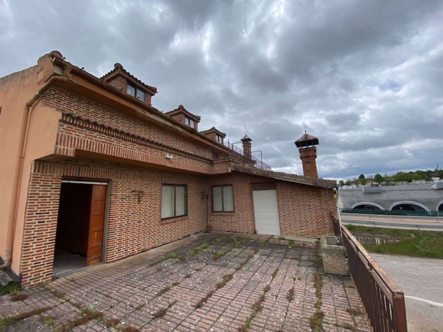 7 soveværelse Villa til salg i Aguilar de Campoo med garage - € 495.000 (Ref: 8417514)