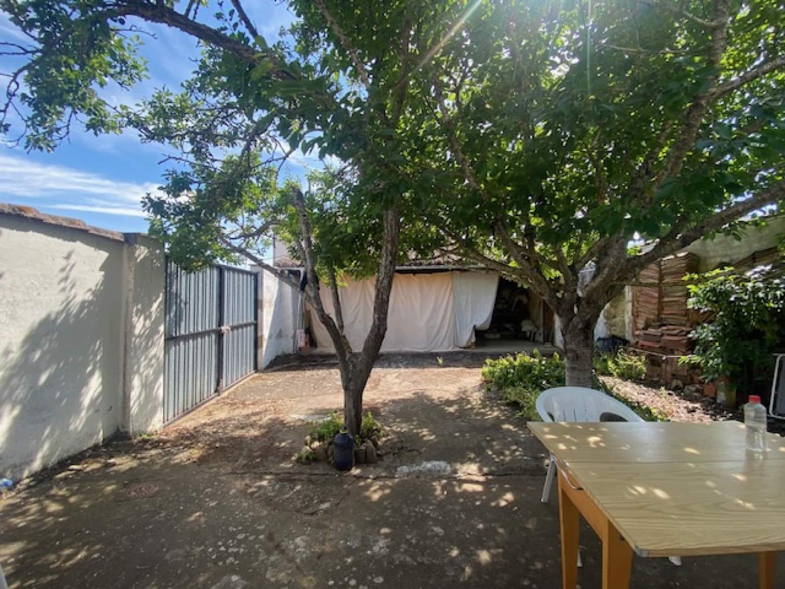 3 chambre Villa/Maison à vendre à Calahorra de Boedo avec garage - 79 000 € (Ref: 8424132)