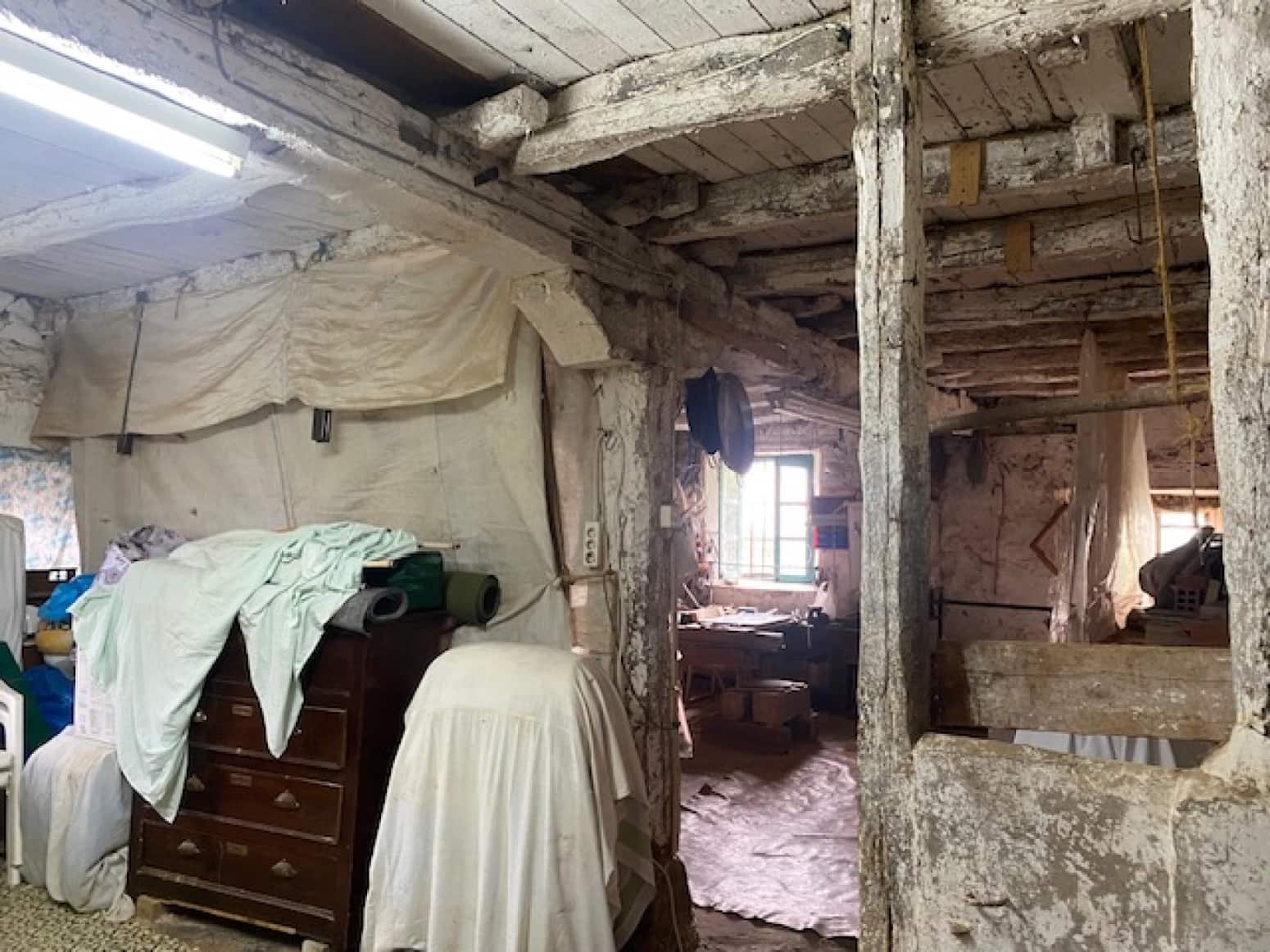 4 soveværelse Villa til salg i Pomar de Valdivia med garage - € 64.000 (Ref: 8435583)