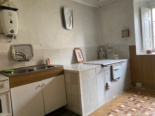 4 soveværelse Villa til salg i Pomar de Valdivia med garage - € 64.000 (Ref: 8435583)