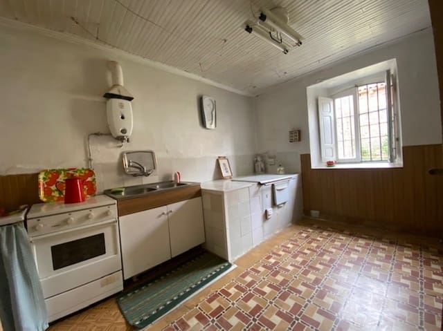 4 soveværelse Villa til salg i Pomar de Valdivia med garage - € 64.000 (Ref: 8435583)