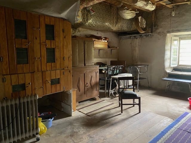 4 soveværelse Villa til salg i Pomar de Valdivia med garage - € 64.000 (Ref: 8435583)