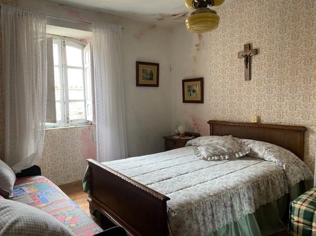 4 soveværelse Villa til salg i Pomar de Valdivia med garage - € 64.000 (Ref: 8435583)