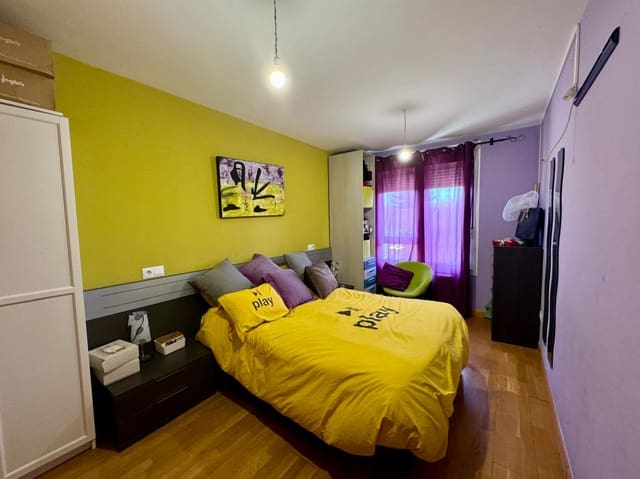 3 slaapkamer Flat te koop in Villalobón met garage - € 150.000 (Ref: 8484443)