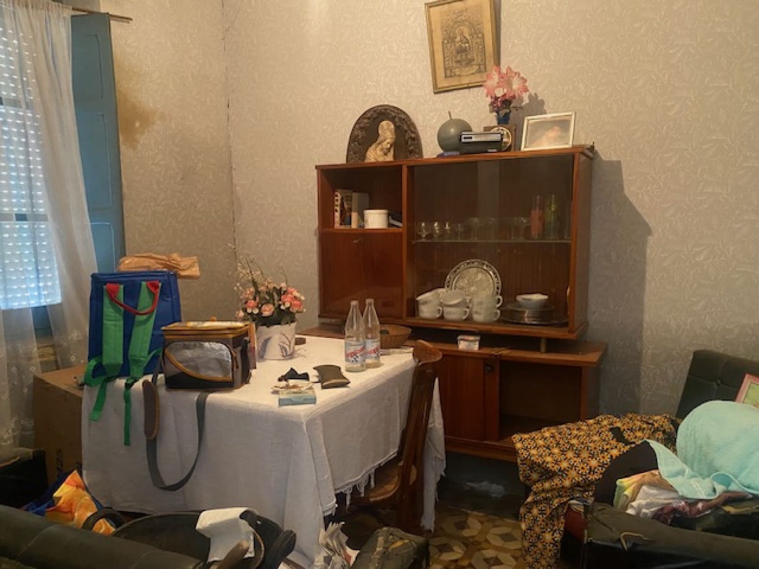 8 bedroom Villa for sale in Herrera de Pisuerga with garage - € 89,000 (Ref: 8487313)