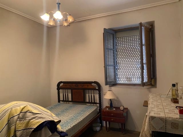 8 soveværelse Villa til salg i Herrera de Pisuerga med garage - € 89.000 (Ref: 8487313)