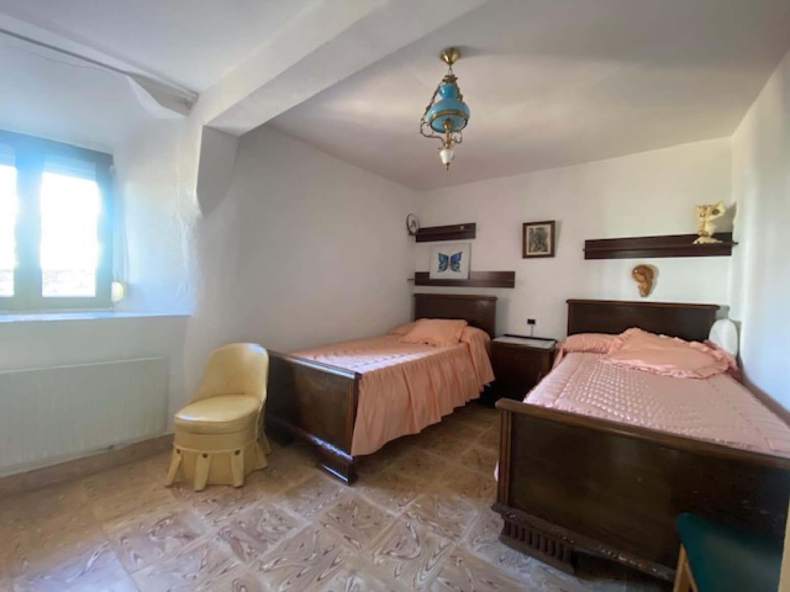 4 soveværelse Villa til salg i Pradanos de Ojeda med garage - € 85.000 (Ref: 8498646)