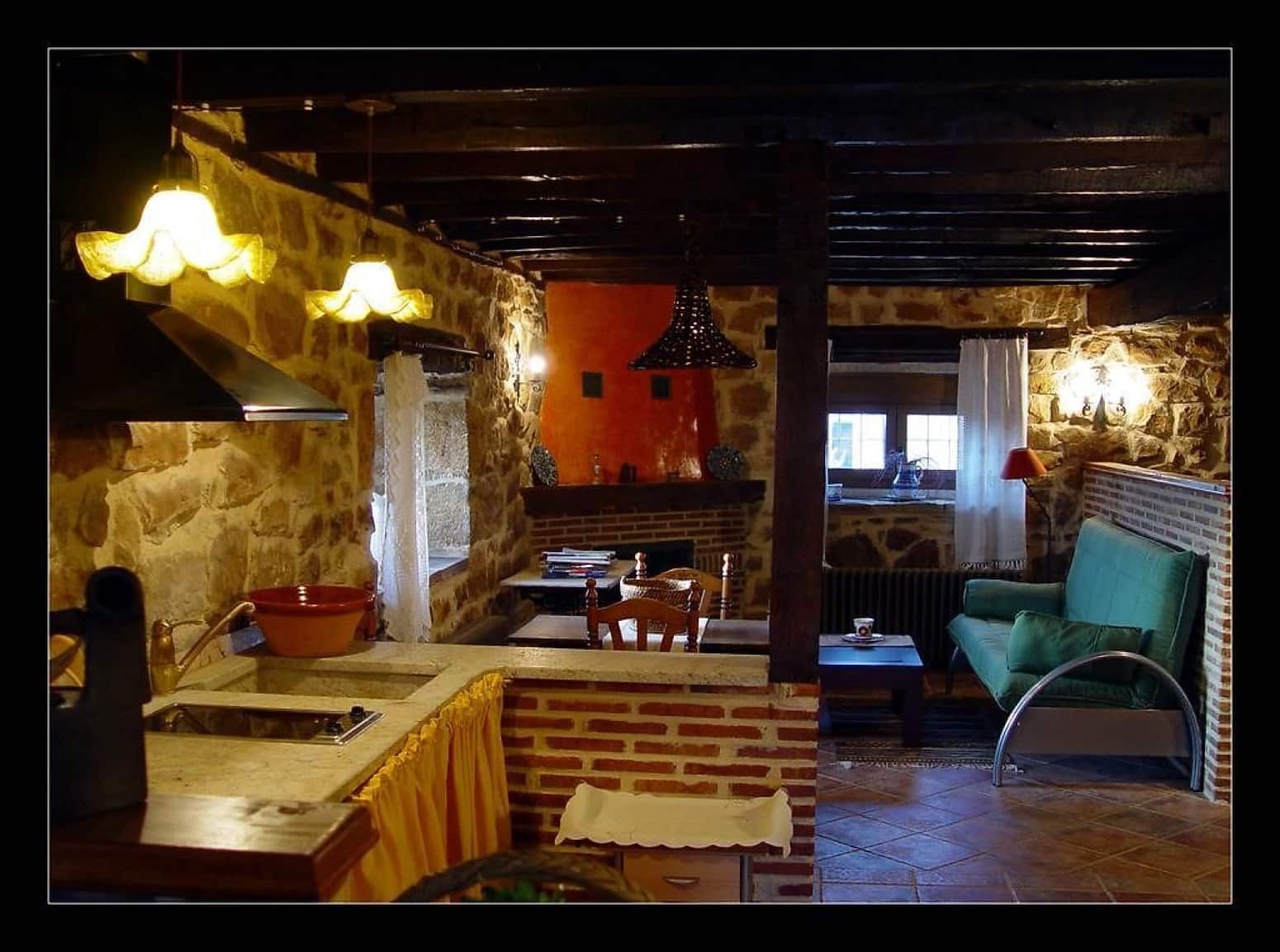 8 soveværelse Villa til salg i Aguilar de Campoo med garage - € 220.000 (Ref: 8552558)