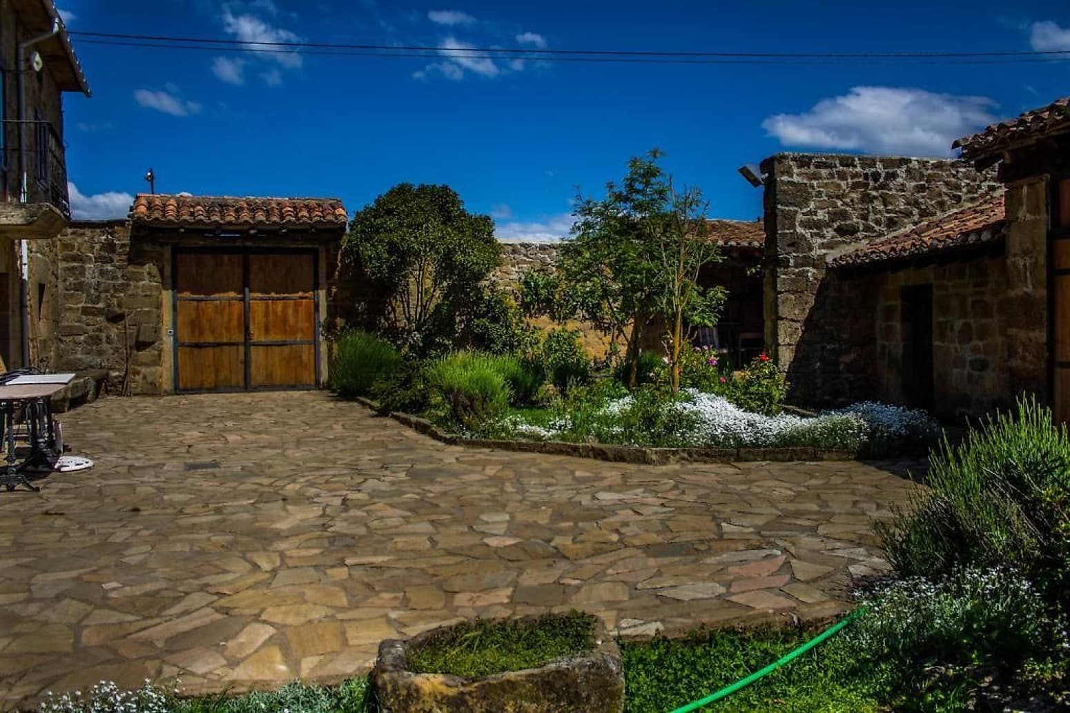 8 soveværelse Villa til salg i Aguilar de Campoo med garage - € 220.000 (Ref: 8552558)