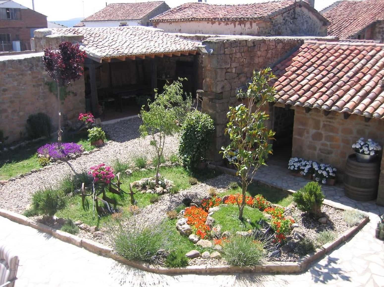 8 soveværelse Villa til salg i Aguilar de Campoo med garage - € 220.000 (Ref: 8552558)